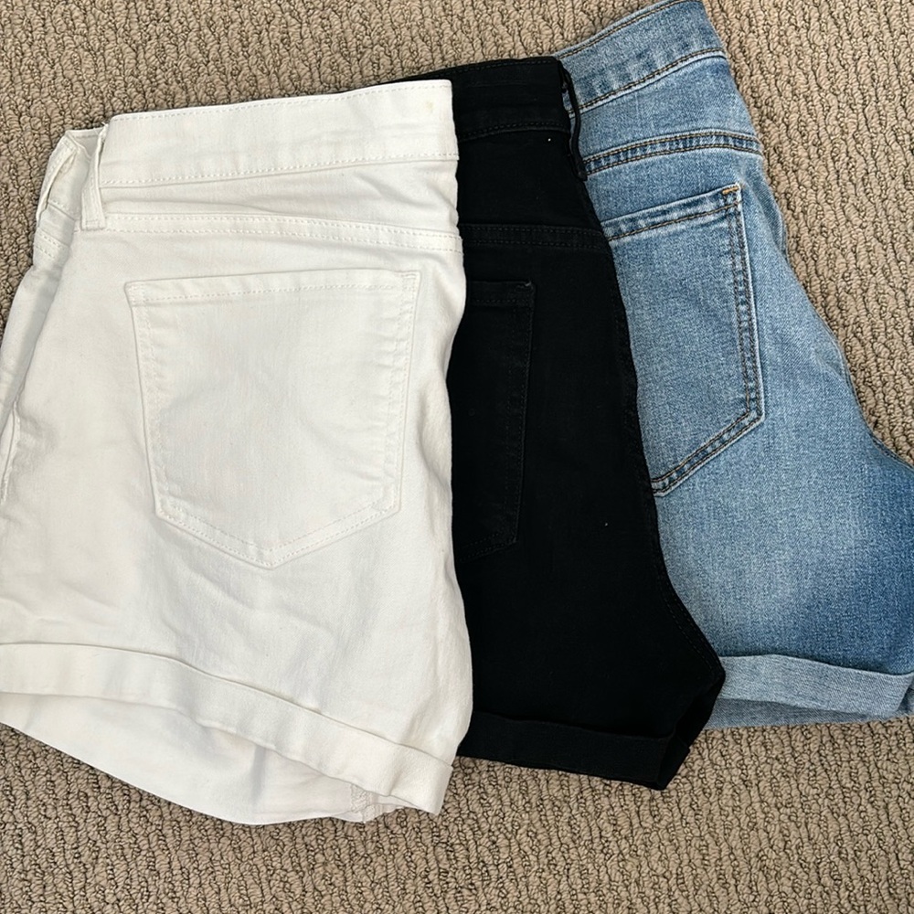 Three Size 12 Old Navy Stretchy Jean shorts